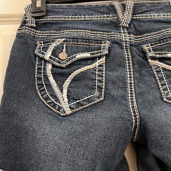 Ariya junior ladies jean shorts - Picture 6 of 8